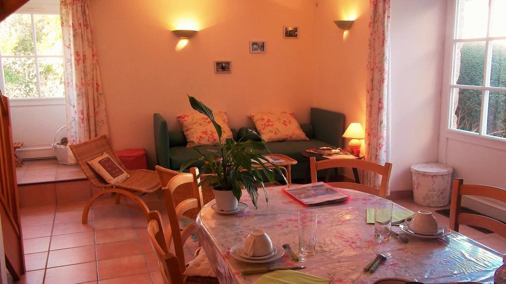 La Ferme De Poulpeye Hotel Loctudy Bagian luar foto
